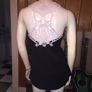 Black loose tank with crochet skull on back